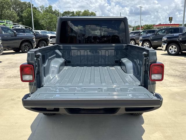 New 2026 Jeep Gladiator Sport AWD/4WD image 11