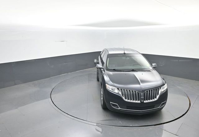 Used 2014 Lincoln MKX FWD w/ Equipment Group 101A image 25