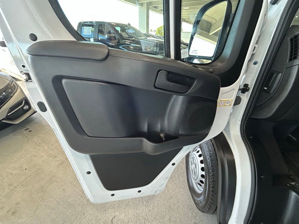 Used 2024 RAM ProMaster 3500 w/ Convenience Group image 40