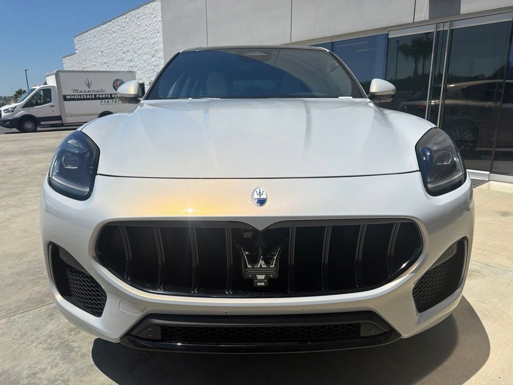 Certified 2023 Maserati Grecale Modena AWD/4WD image 3