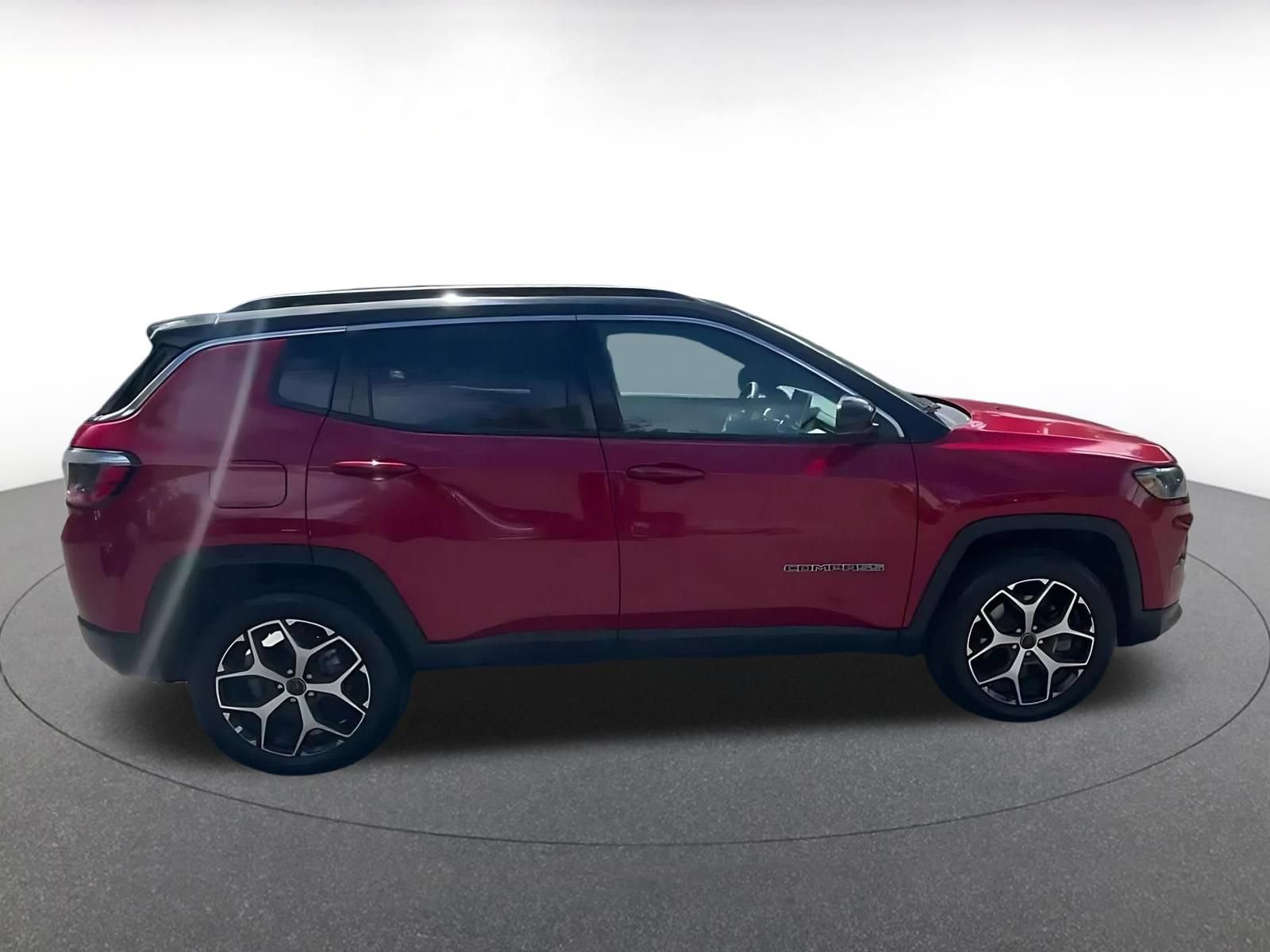 Used 2025 Jeep Compass Limited AWD/4WD image 16