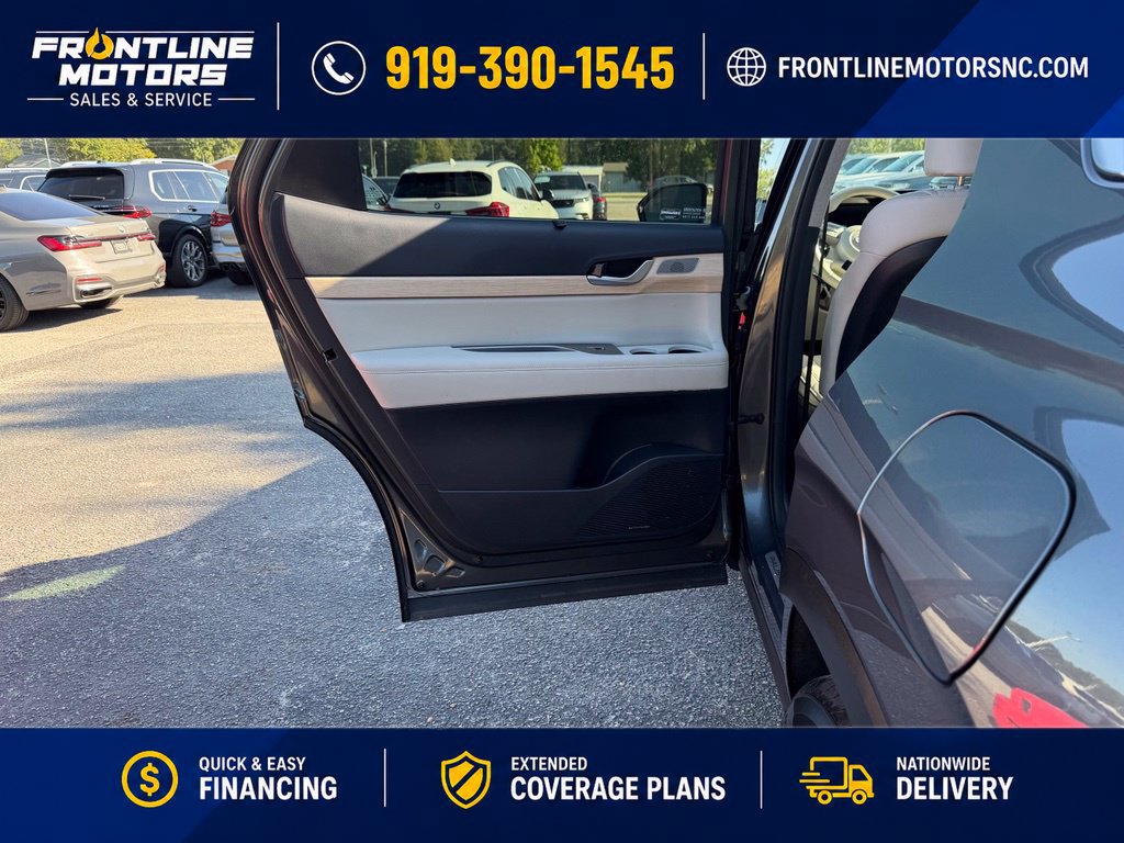 Used 2024 Hyundai Palisade Limited AWD/4WD image 17