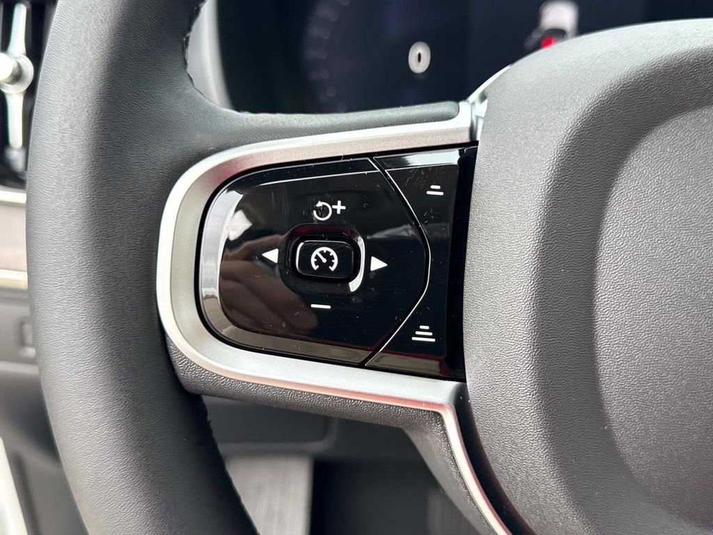 New 2026 Volvo XC90 B6 Ultra w/ Protection Package AWD/4WD image 30
