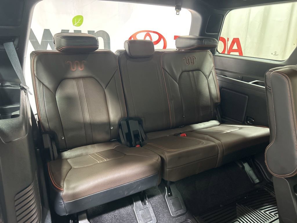 Used 2021 Ford Expedition King Ranch image 18