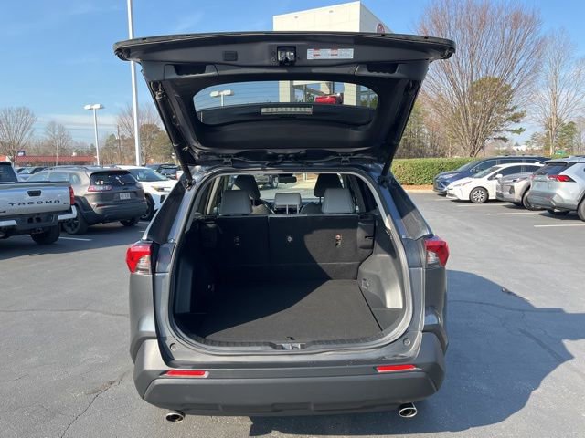 Used 2023 Toyota RAV4 XLE Premium image 7