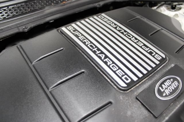 Used 2016 Land Rover Range Rover HSE AWD/4WD image 30