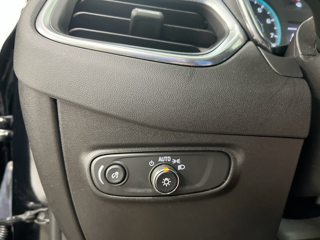 Used 2024 Chevrolet Equinox LS FWD image 18