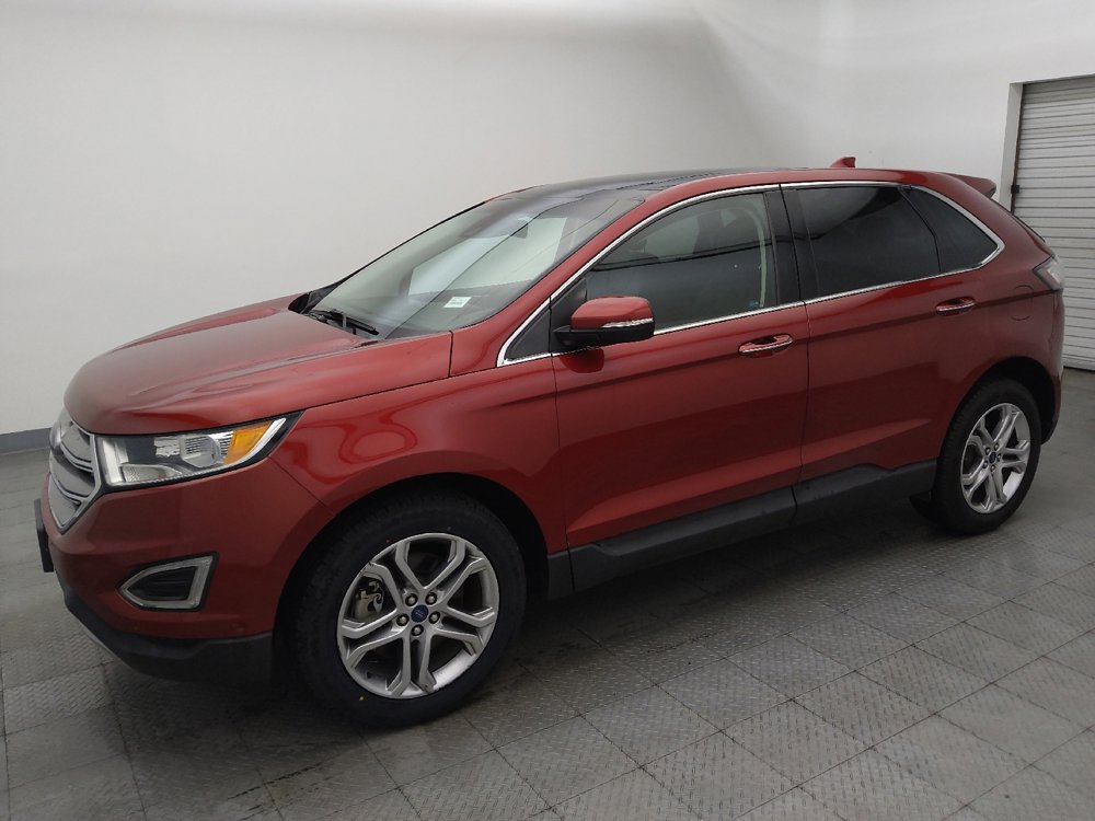 Used 2017 Ford Edge Titanium w/ Equipment Group 302A FWD image 2