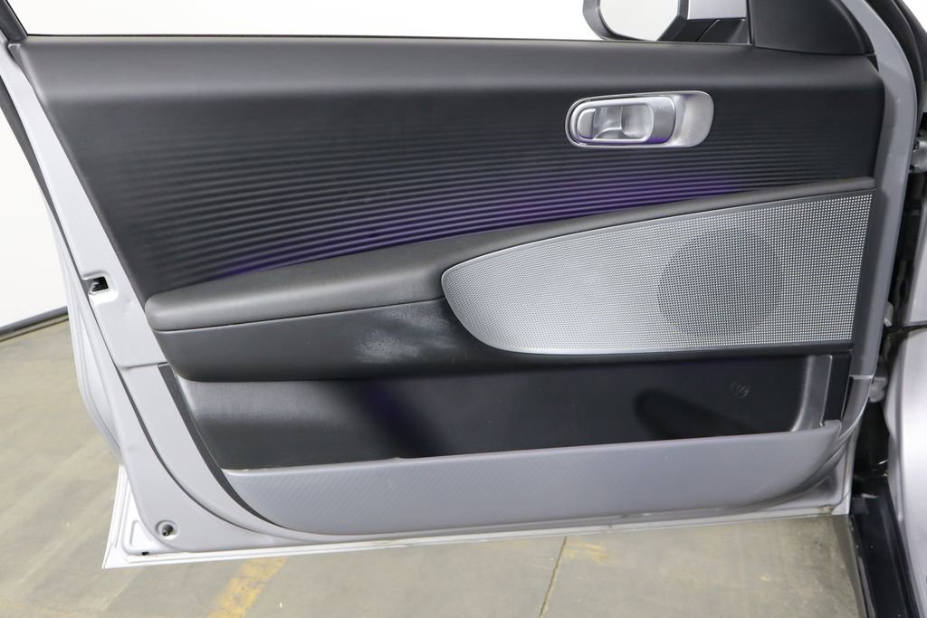Used 2024 Hyundai Ioniq 6 SEL image 19