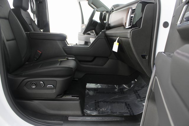 New 2026 GMC Sierra 2500 Denali w/ Denali Reserve Package image 26