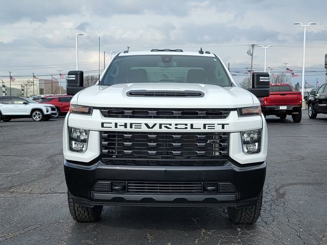 Used 2022 Chevrolet Silverado 2500 Custom w/ Custom Value Package image 3