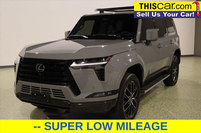 Used 2024 Lexus GX 550 image 3