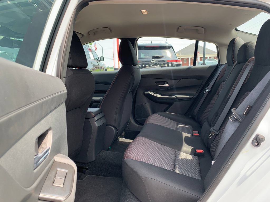 Used 2026 Nissan Sentra SR w/ Floor Mat Package FWD image 23