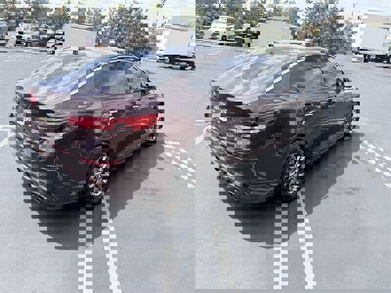 Used 2019 Kia Optima LX image 7