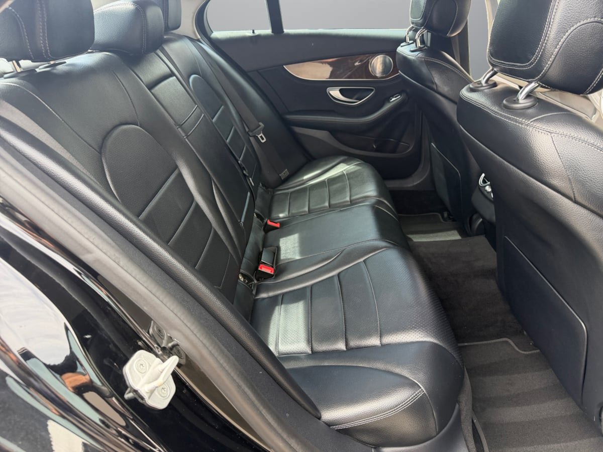 Used 2015 Mercedes-Benz C 300 4MATIC Sedan image 18