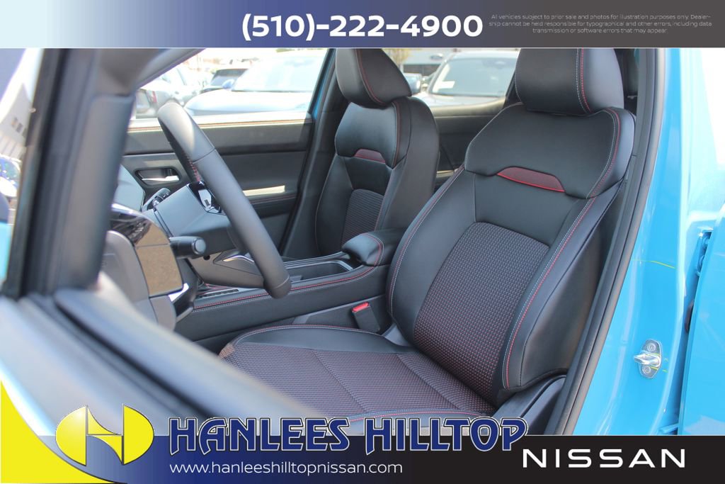 New 2025 Nissan Kicks SR FWD image 12