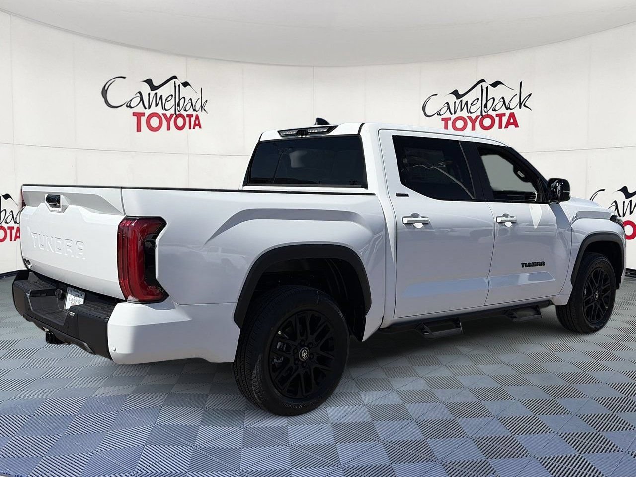 New 2026 Toyota Tundra Limited AWD/4WD image 7