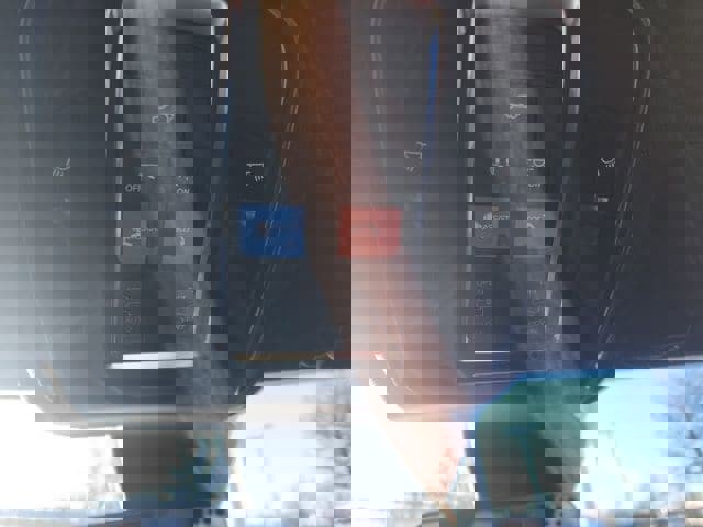 New 2025 Jeep Grand Cherokee Altitude image 7