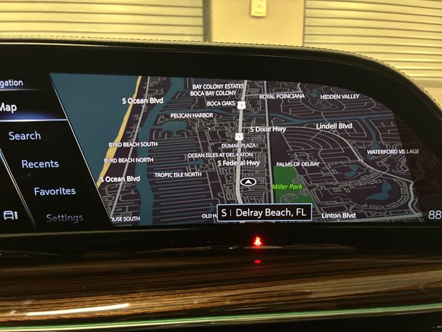 Certified 2024 Cadillac Escalade ESV Premium Luxury w/ Performance Package AWD/4WD image 20