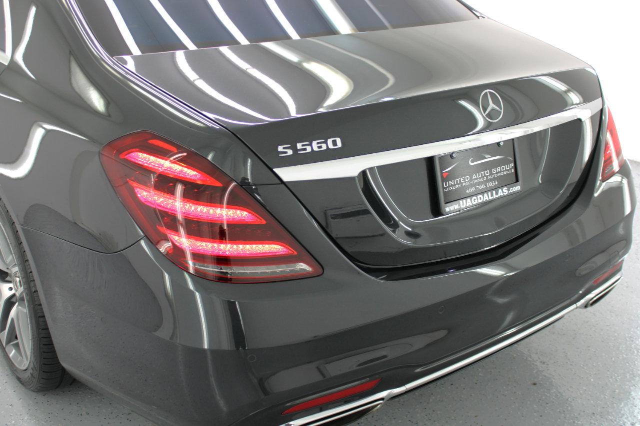 Used 2018 Mercedes-Benz S 560 Sedan image 20