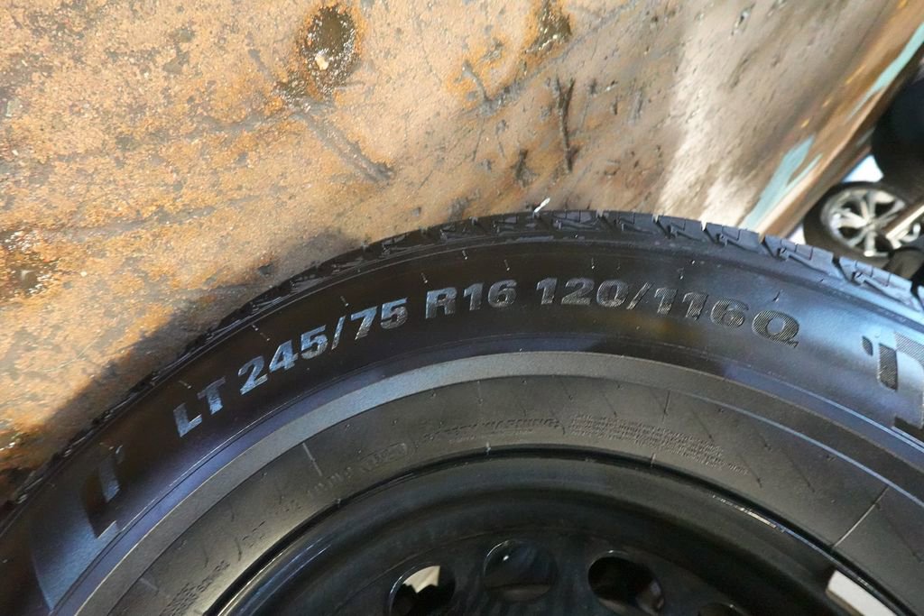 Used 2025 Mercedes-Benz Sprinter 2500 image 26