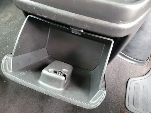 Used 2020 Chevrolet Express 3500 LT w/ LT Preferred Equipment Group image 17