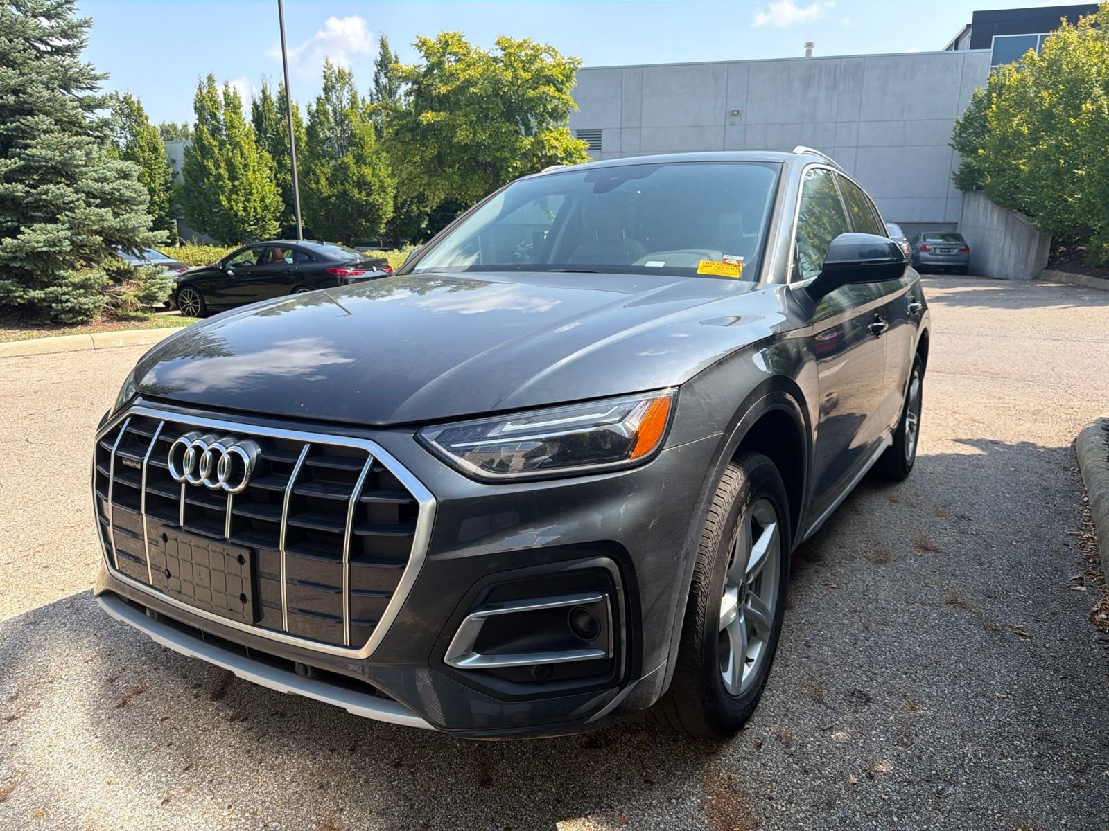 Used 2023 Audi Q5 2.0T Premium w/ Convenience Package AWD/4WD image 1