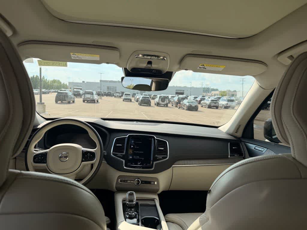 Used 2022 Volvo XC90 T8 Inscription w/ Advanced Package AWD/4WD image 19