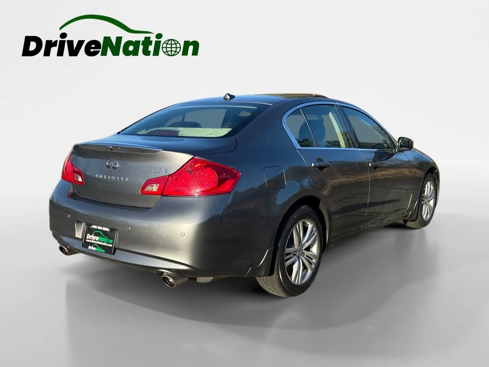 Used 2013 INFINITI G37 G37x Sedan 4D w/ Premium Pkg image 5