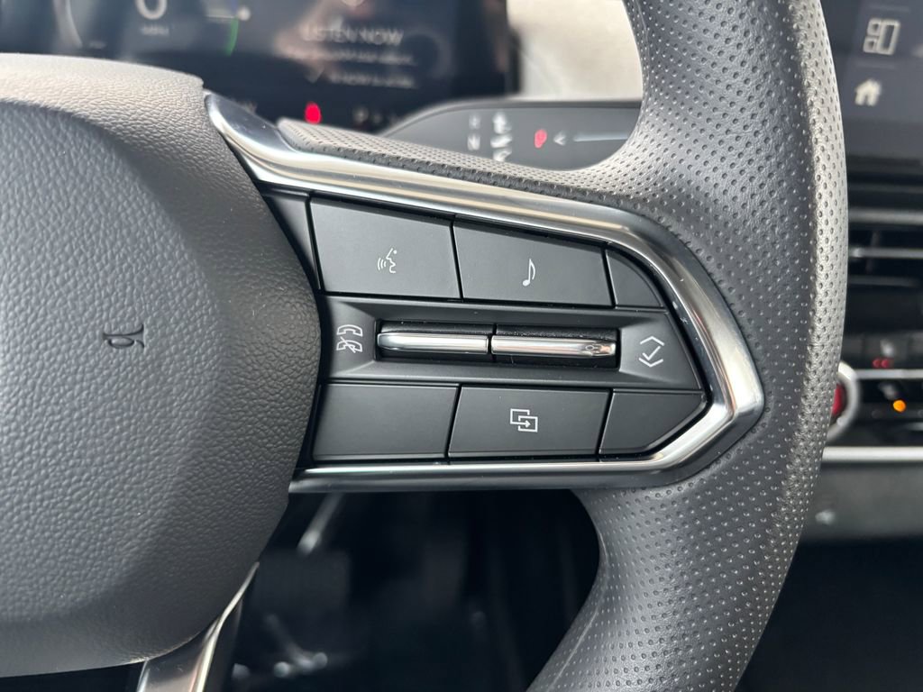 Used 2025 Honda Prologue EX image 12