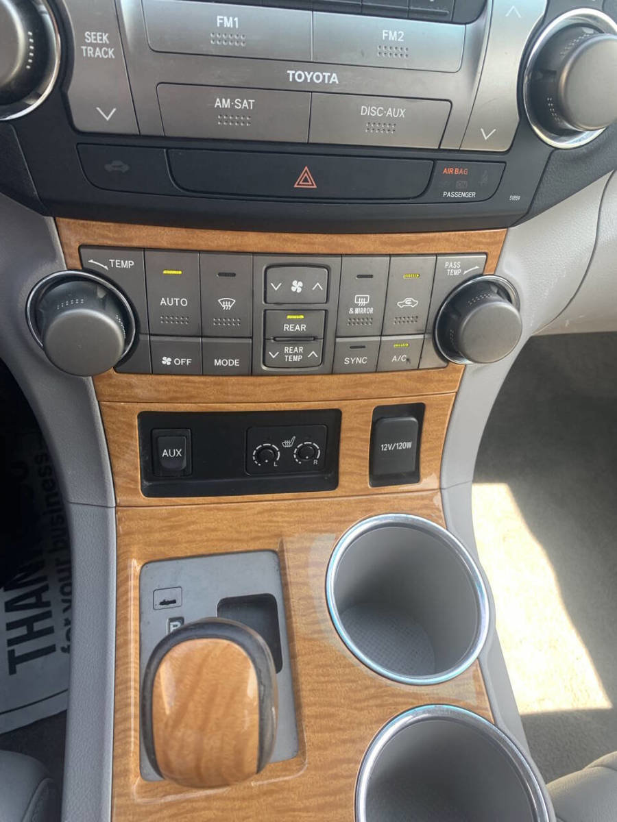 Used 2008 Toyota Highlander Limited image 22
