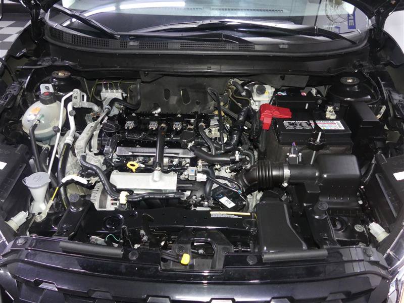 Used 2024 Nissan Kicks S FWD image 12