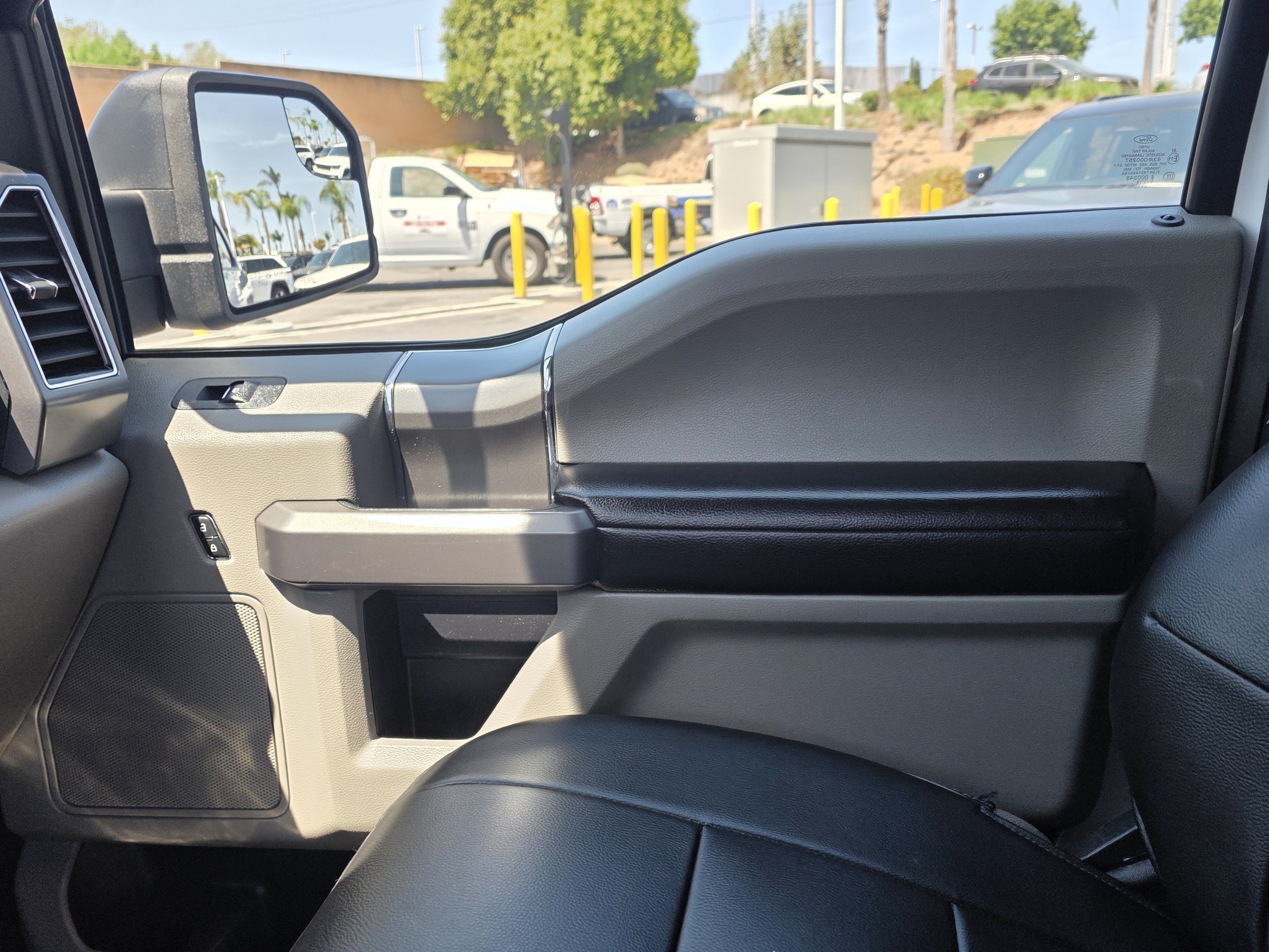 Used 2019 Ford F150 XLT w/ Equipment Group 302A Luxury RWD image 15