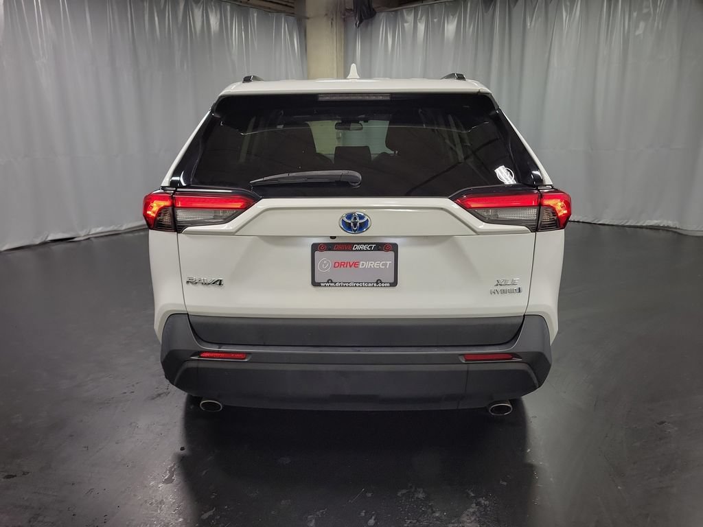 Used 2019 Toyota RAV4 XLE w/ Carpet Mat Package AWD/4WD image 7