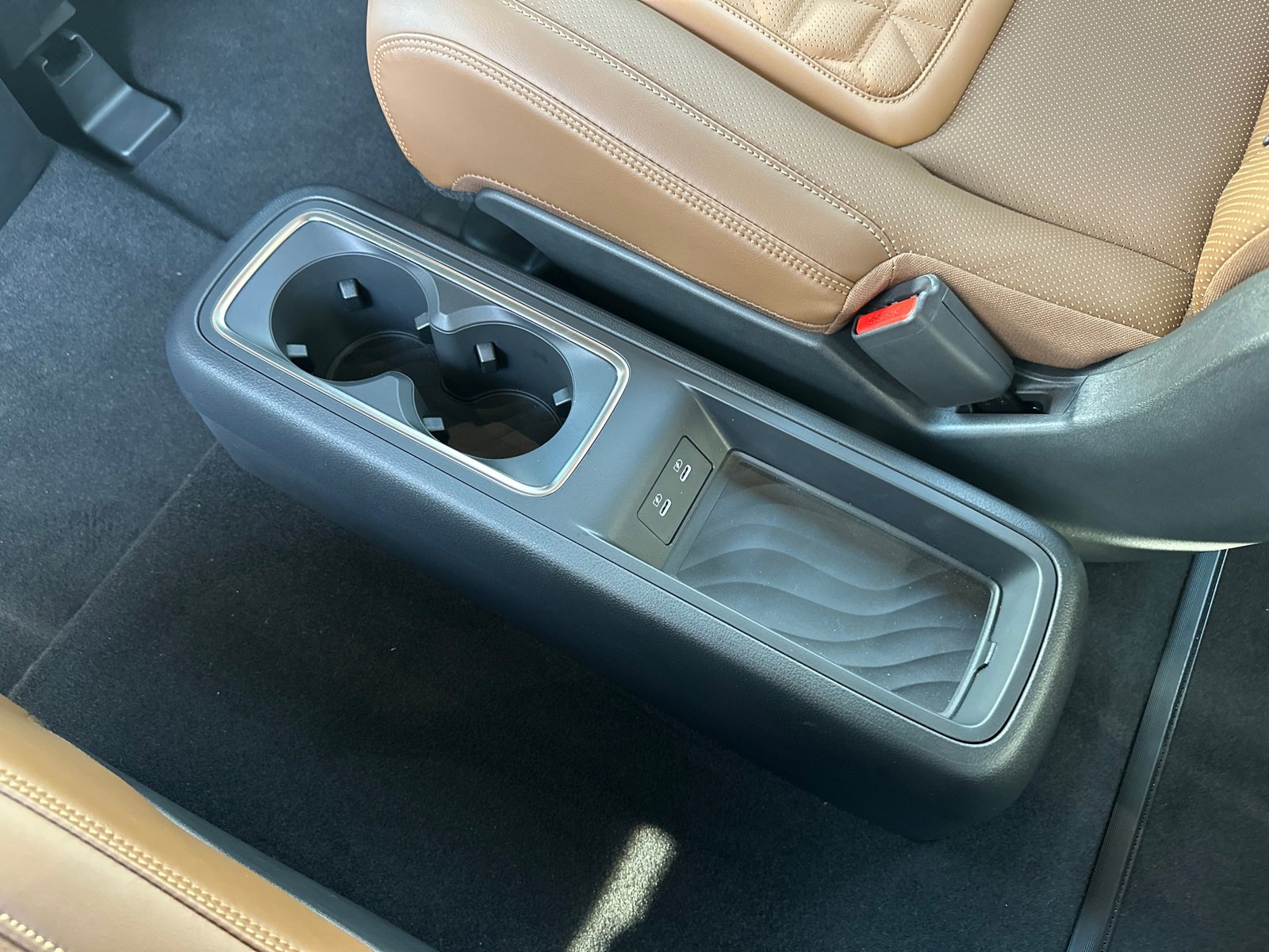 Certified 2026 Nissan Armada Platinum Reserve image 25