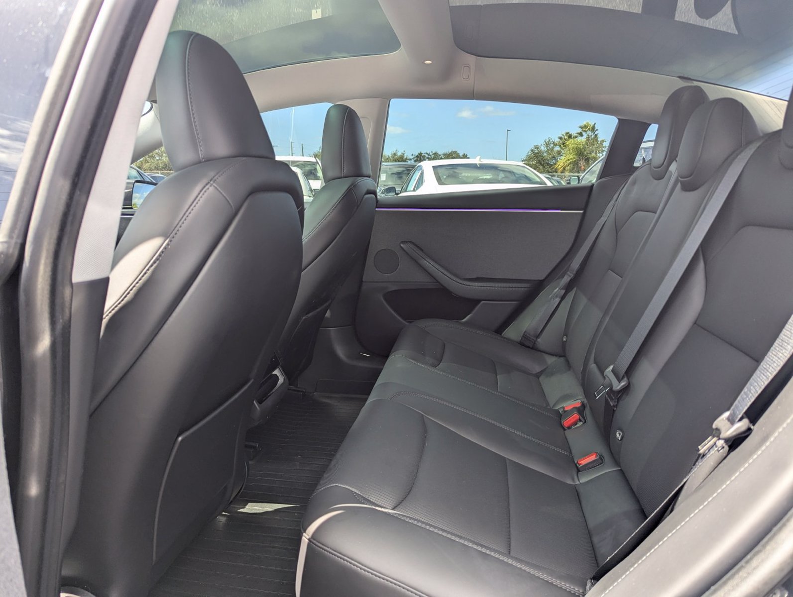 Used 2024 Tesla Model 3 Standard Range RWD image 12