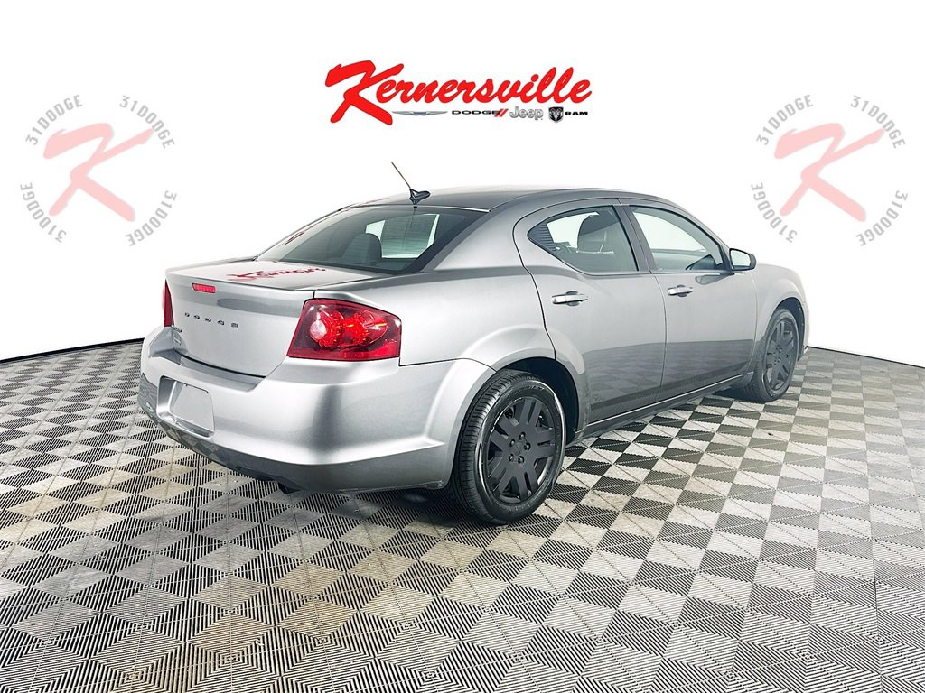 Used 2013 Dodge Avenger SE image 7