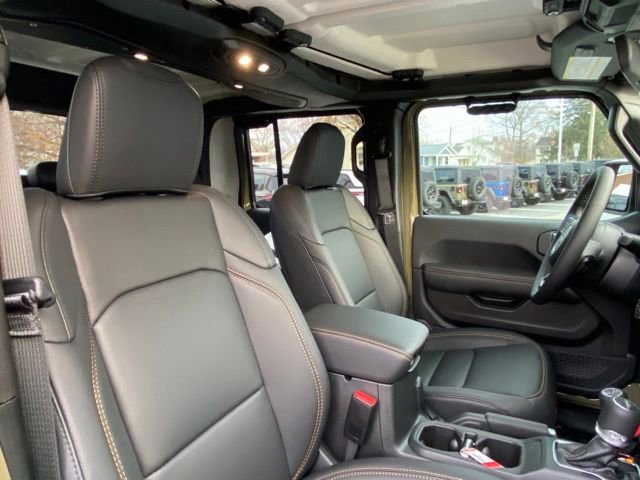 New 2025 Jeep Gladiator Sport image 16