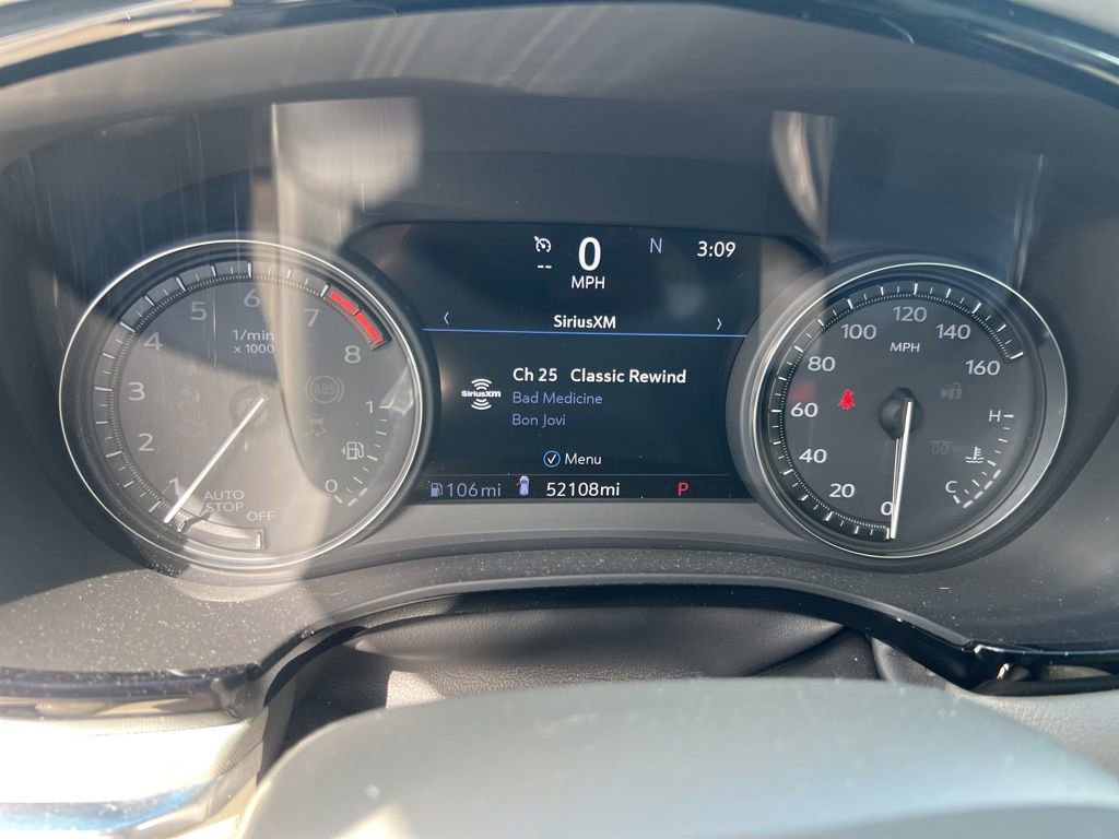 Used 2020 Cadillac XT5 Premium Luxury image 12