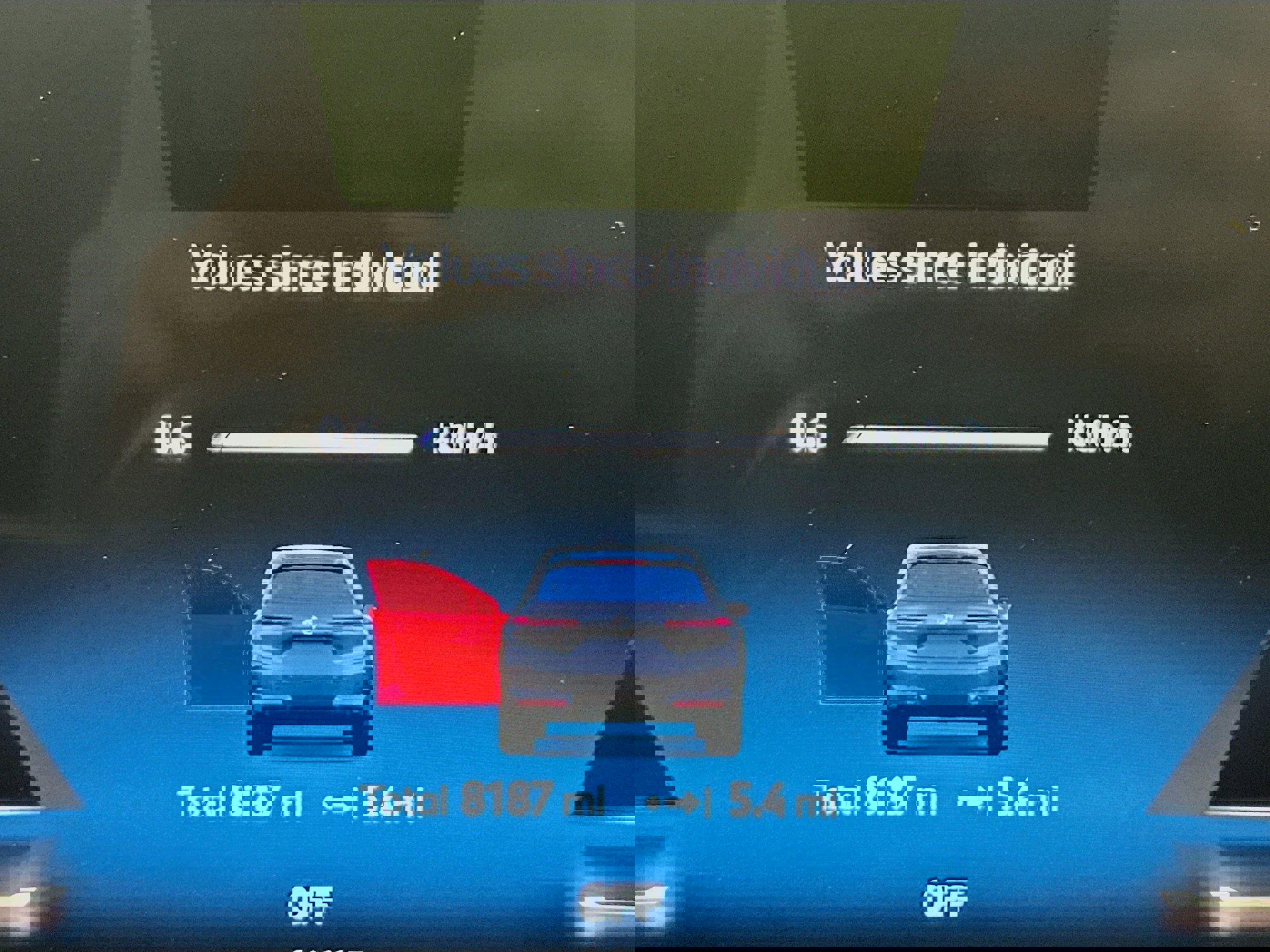 Used 2024 BMW iX xDrive50 w/ Sport Package image 9