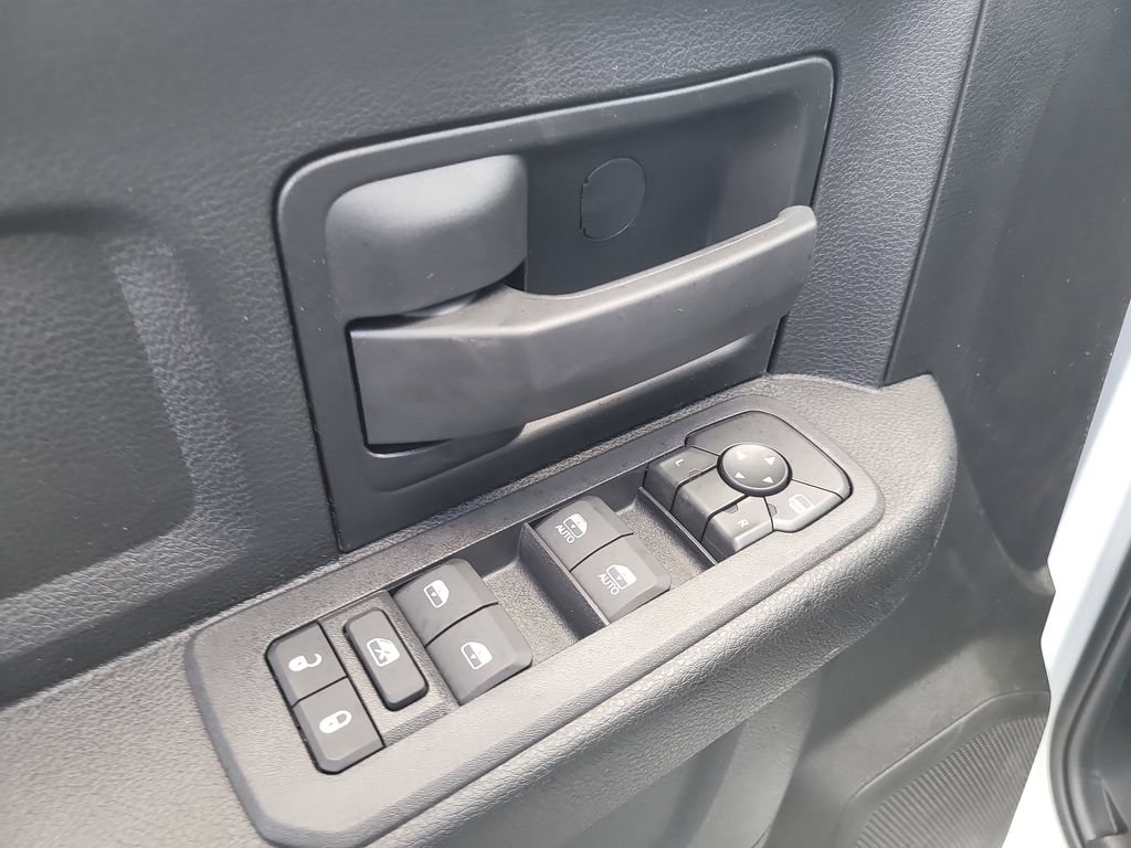 New 2026 RAM 5500 Tradesman AWD/4WD image 16