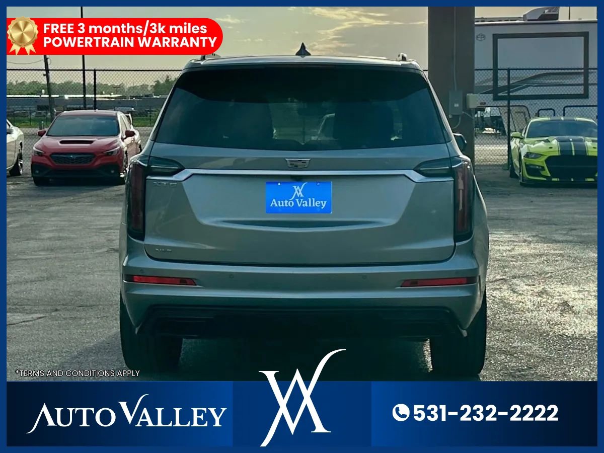 Used 2023 Cadillac XT6 Sport w/ Platinum Package AWD/4WD image 6