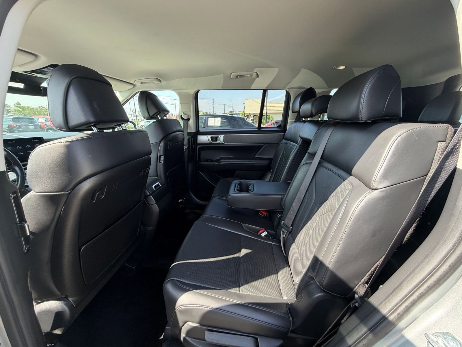 Used 2025 Hyundai Santa Fe SEL image 27