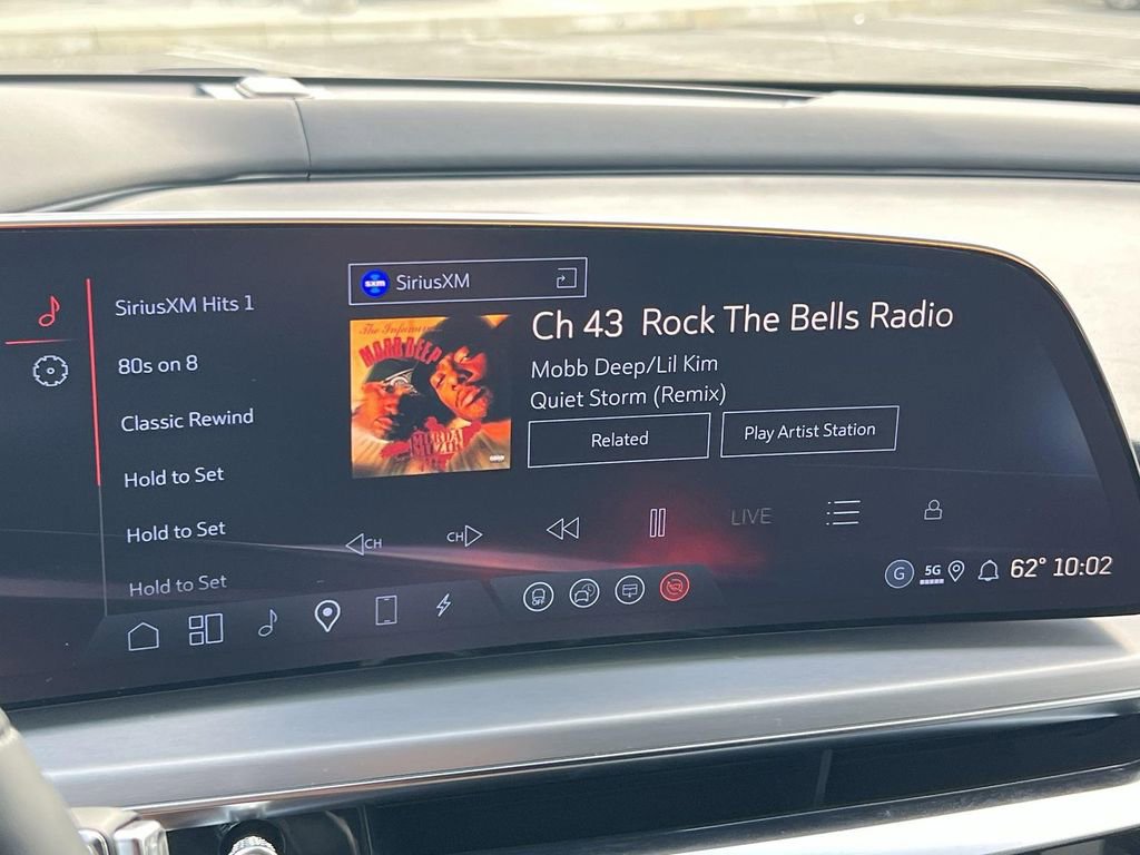 New 2026 Cadillac Lyriq V image 17