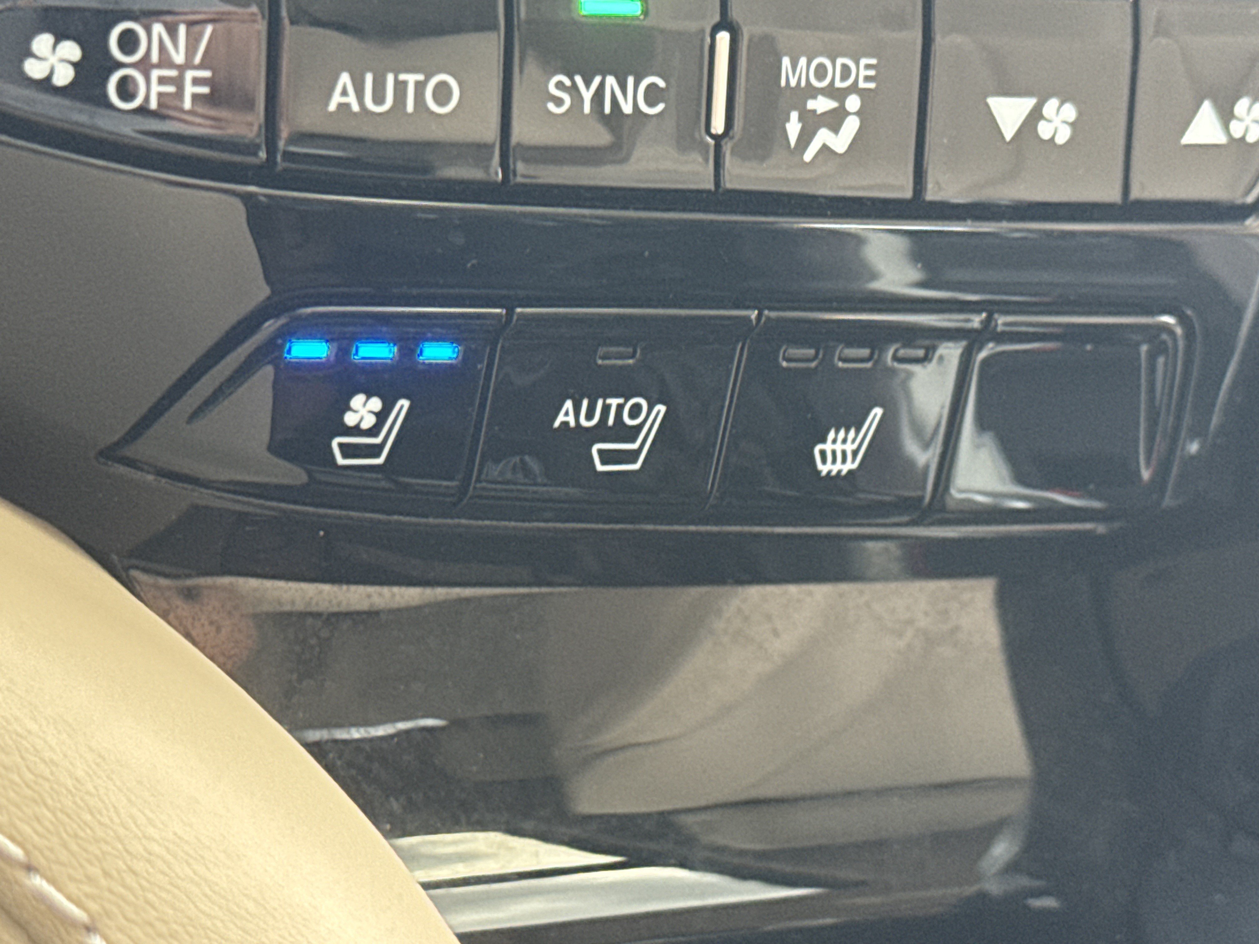 Used 2024 Acura MDX SH-AWD w/ Advance Package image 14