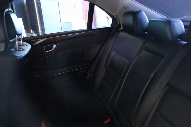 Used 2013 Mercedes-Benz E 350 4MATIC Sedan image 24