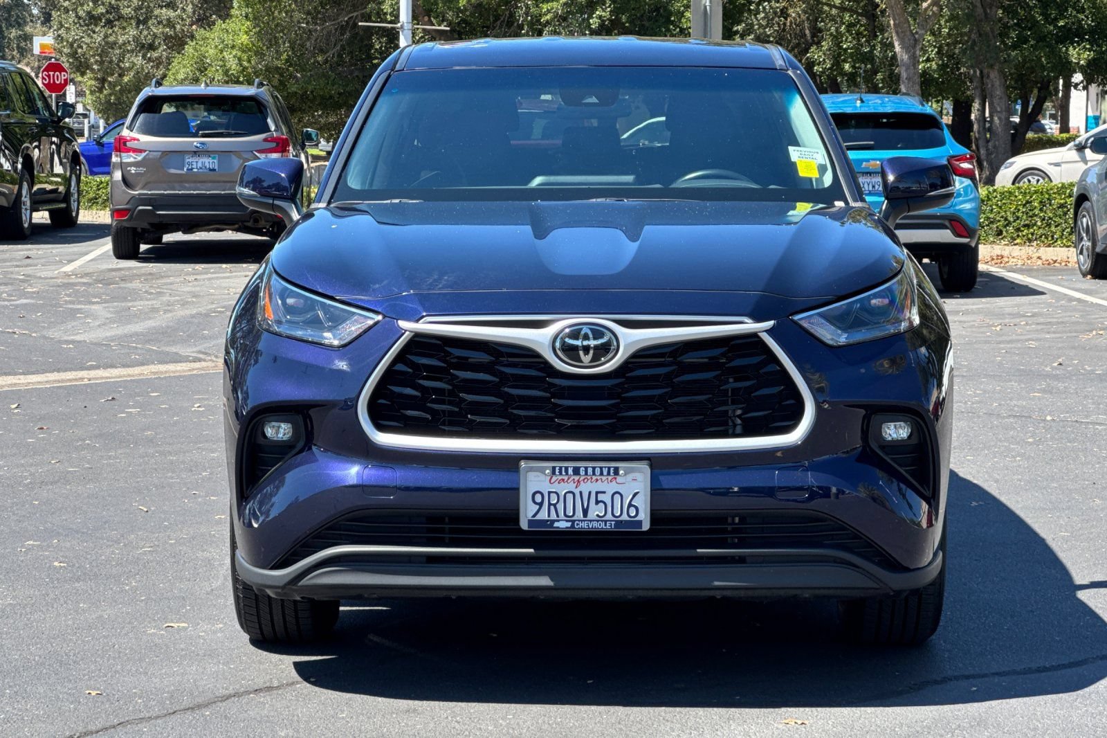 Used 2023 Toyota Highlander LE AWD/4WD image 8