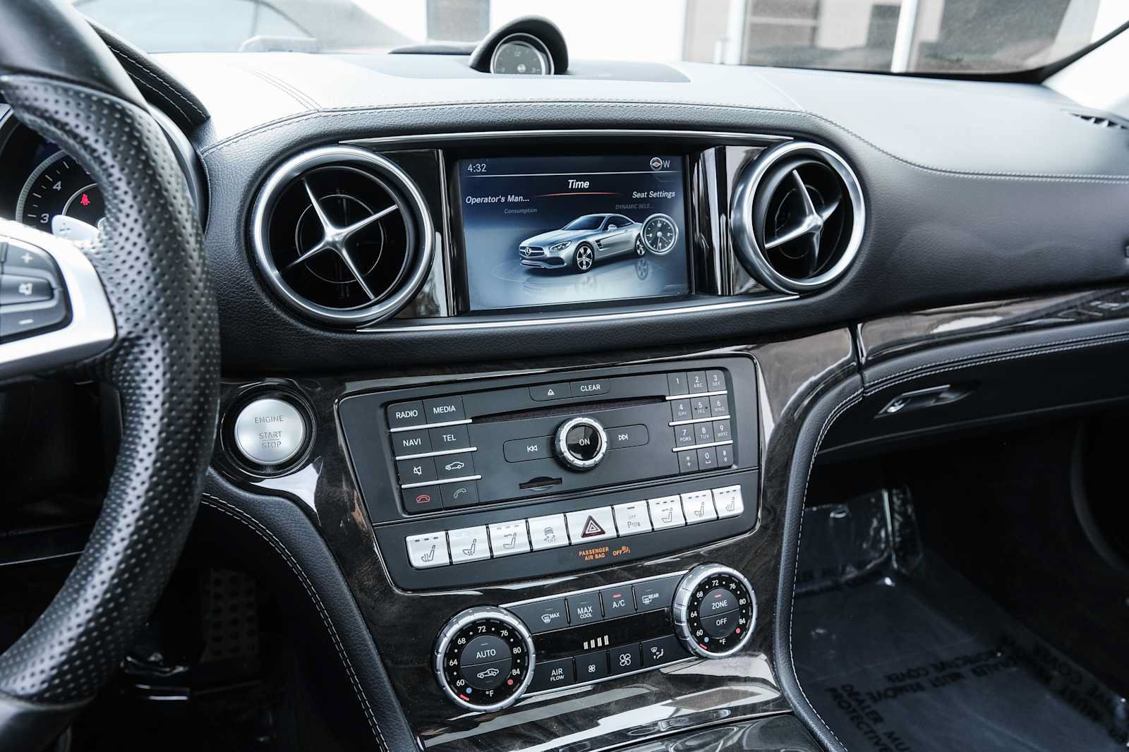 Used 2017 Mercedes-Benz SL 450 image 33