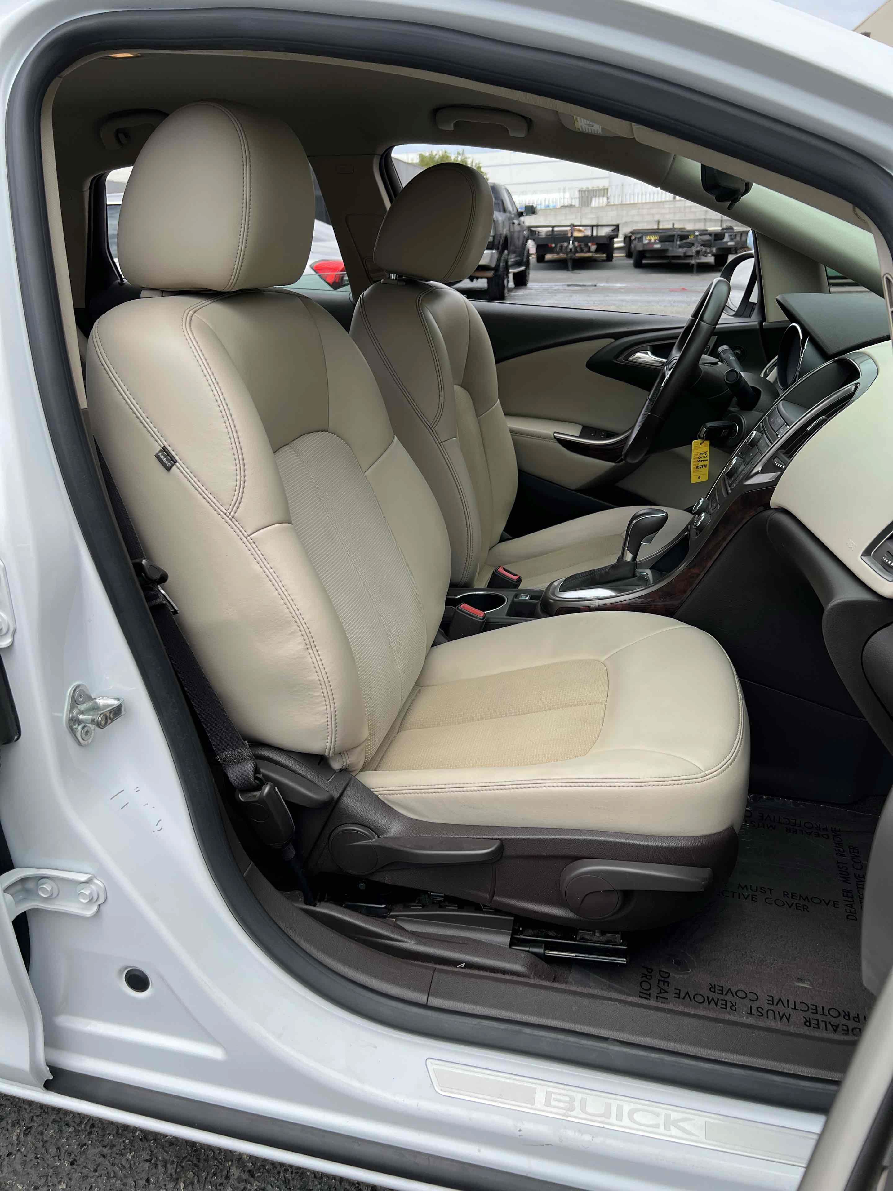 Used 2015 Buick Verano FWD image 25