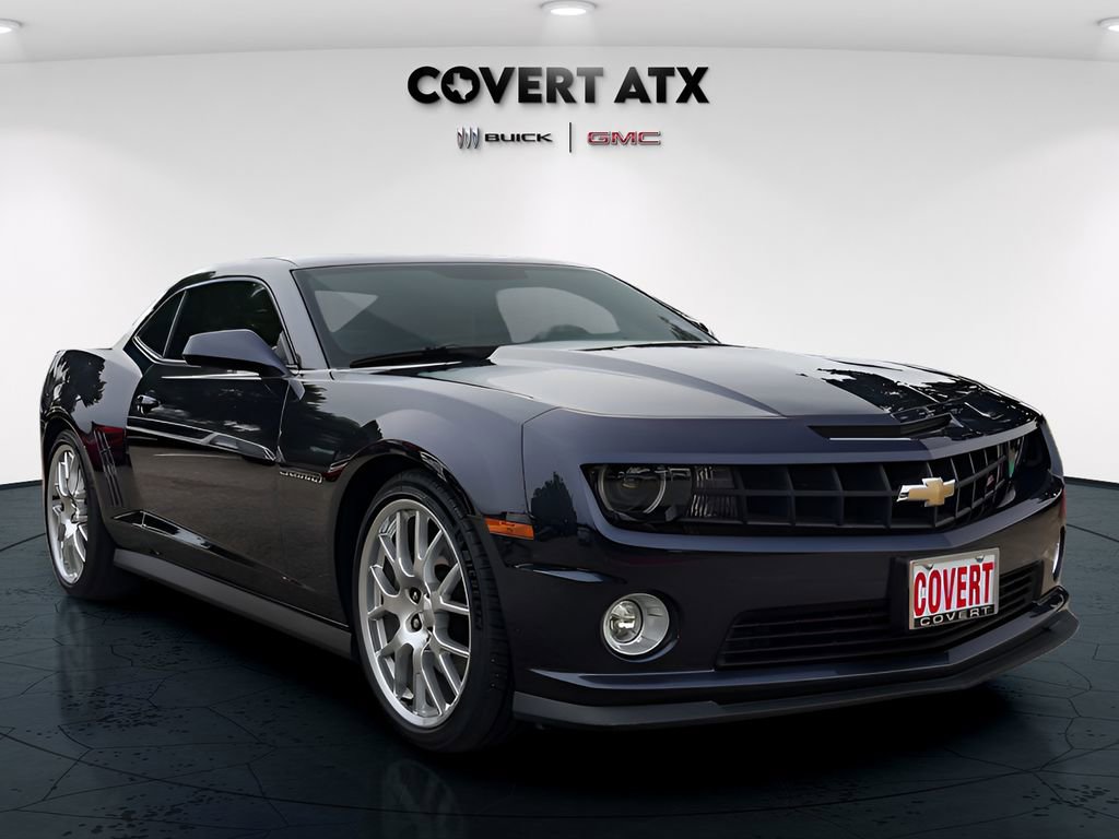 Used 2013 Chevrolet Camaro SS w/ Dusk Special Edition RWD image 9